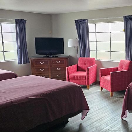 Downtown Inn Уеначи Екстериор снимка
