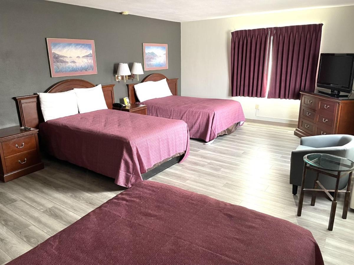 Downtown Inn Уеначи Екстериор снимка