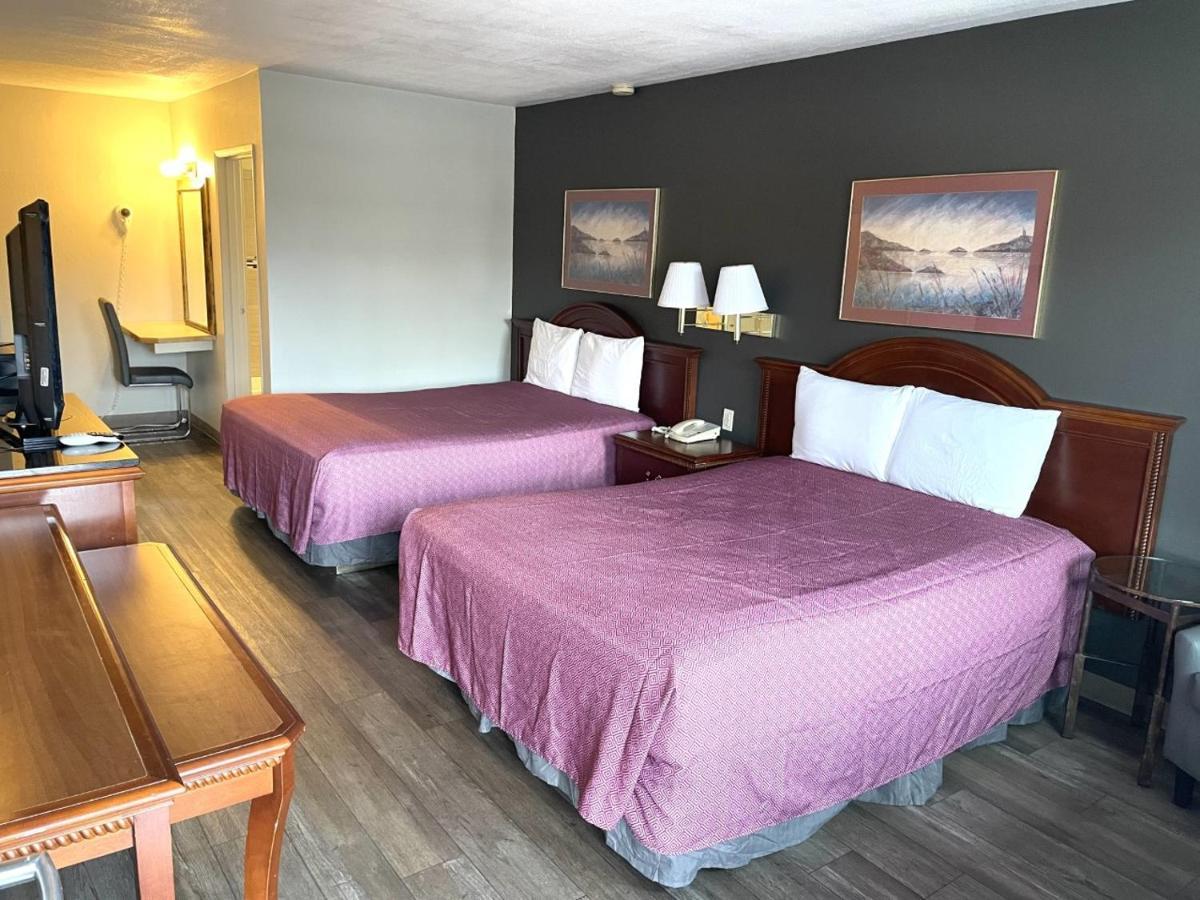 Downtown Inn Уеначи Екстериор снимка