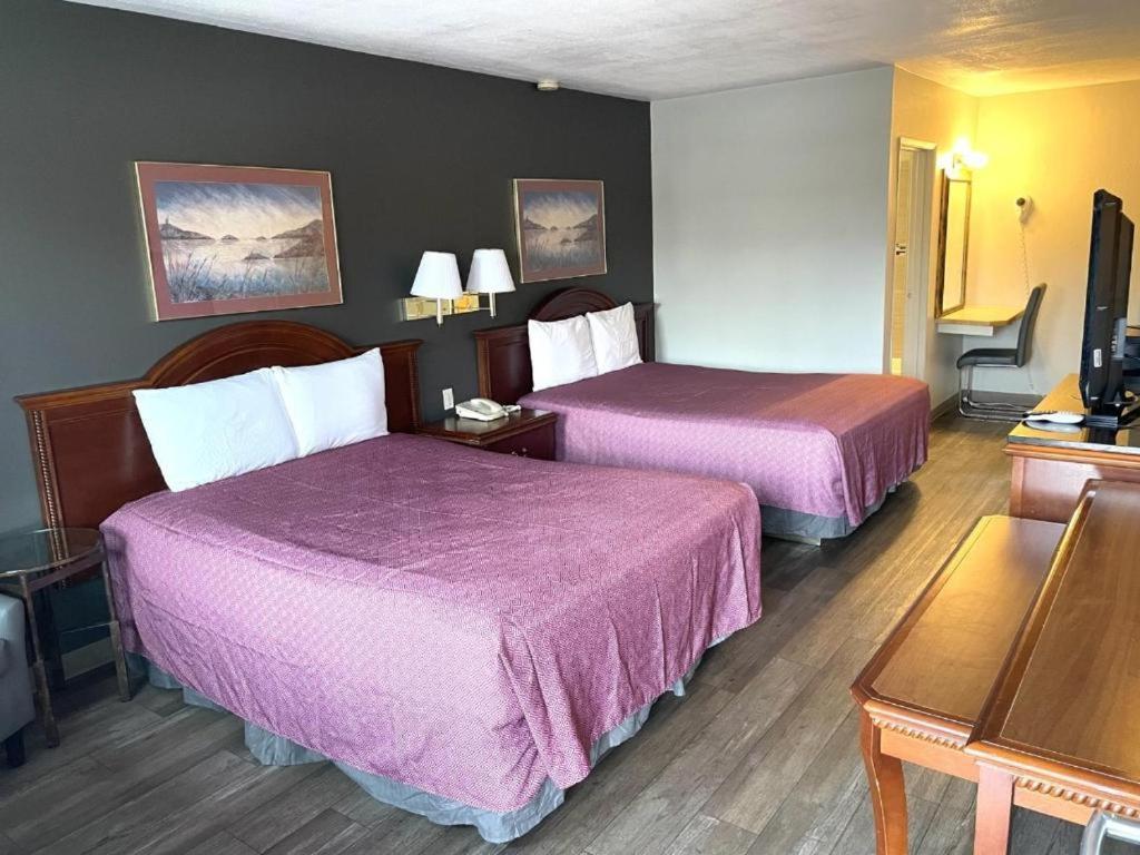 Downtown Inn Уеначи Екстериор снимка